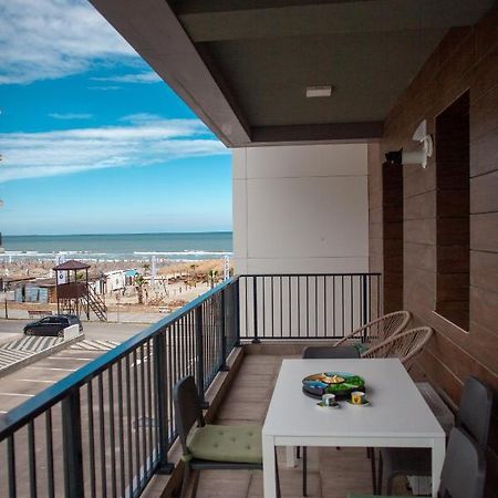 Green Apartament Near The Beach Năvodari Eksteriør bilde