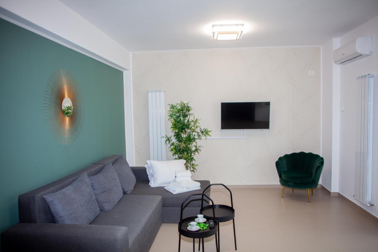 Green Apartament Near The Beach Năvodari Eksteriør bilde