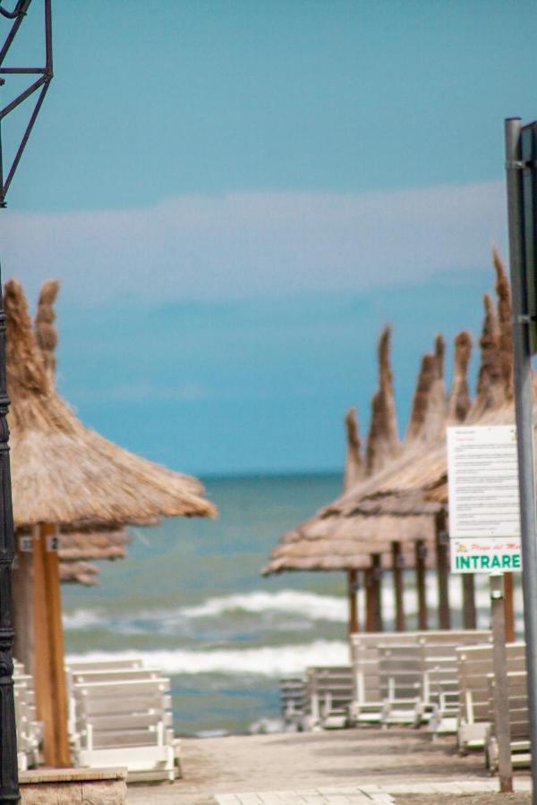 Green Apartament Near The Beach Năvodari Eksteriør bilde